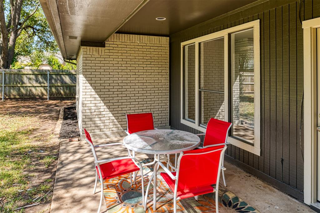 6851 Shorecrest Court Property Photo 34