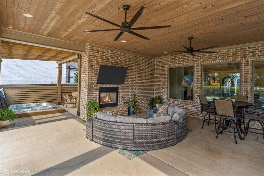 10942 Whispering Path Drive Property Photo 30