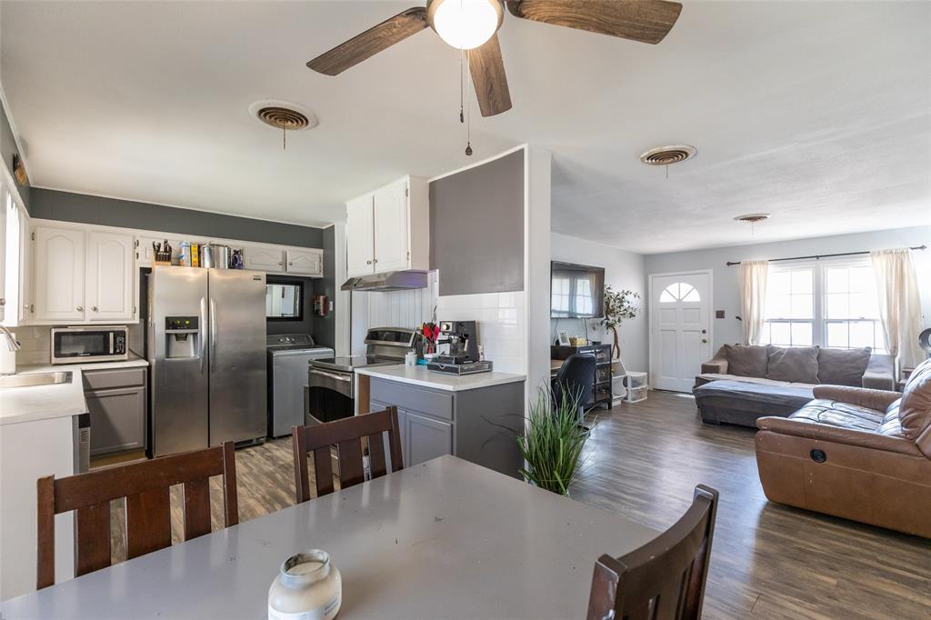 3112 Ambler Avenue Property Photo 8