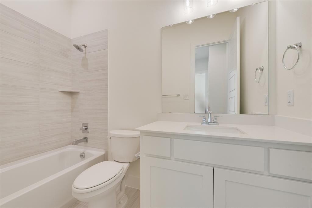 830 Montrose Drive Property Photo 18