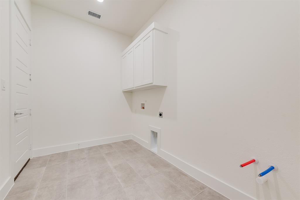 830 Montrose Drive Property Photo 19