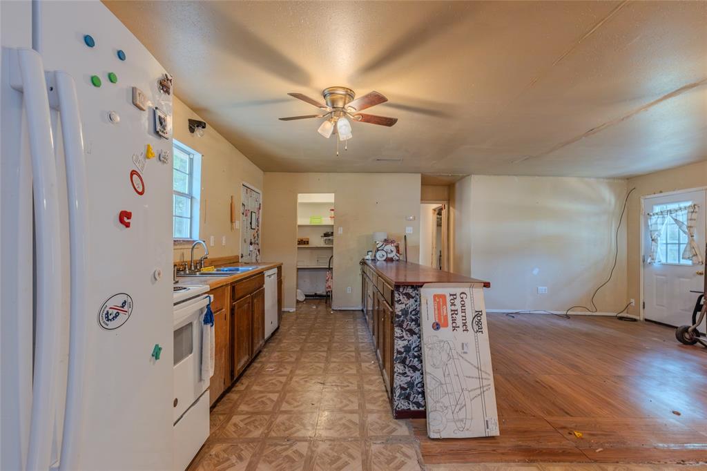 4666 Fm 1569 Property Photo 23