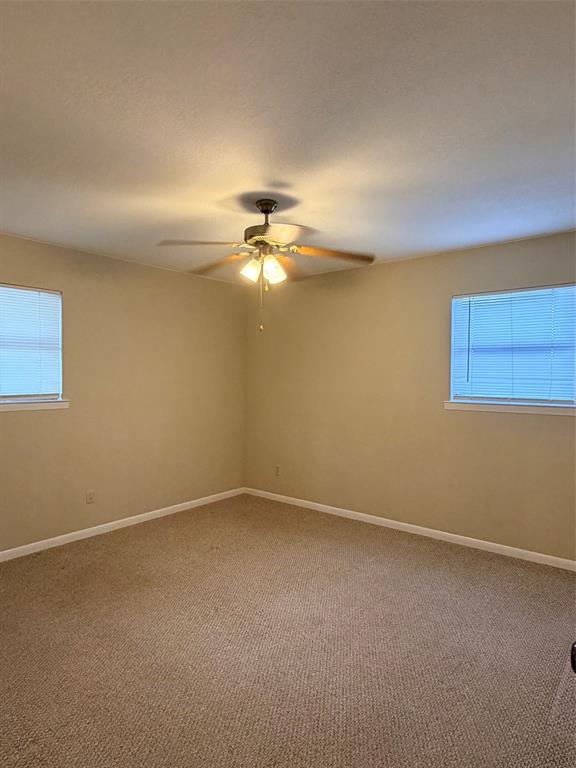 105 W Elm Street Property Photo 10