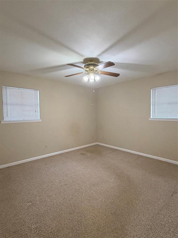105 W Elm Street Property Photo 13