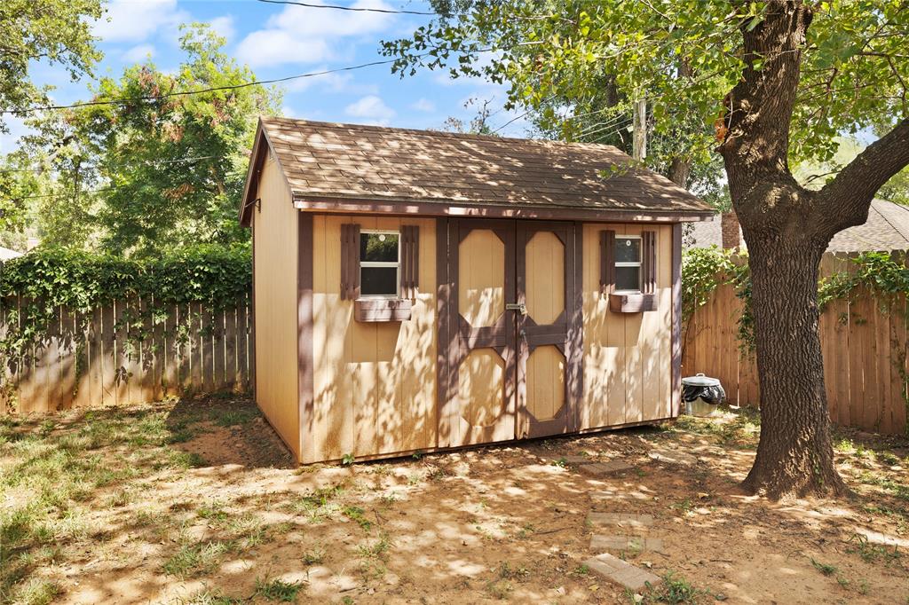 5710 Valley Ridge Court Property Photo 25