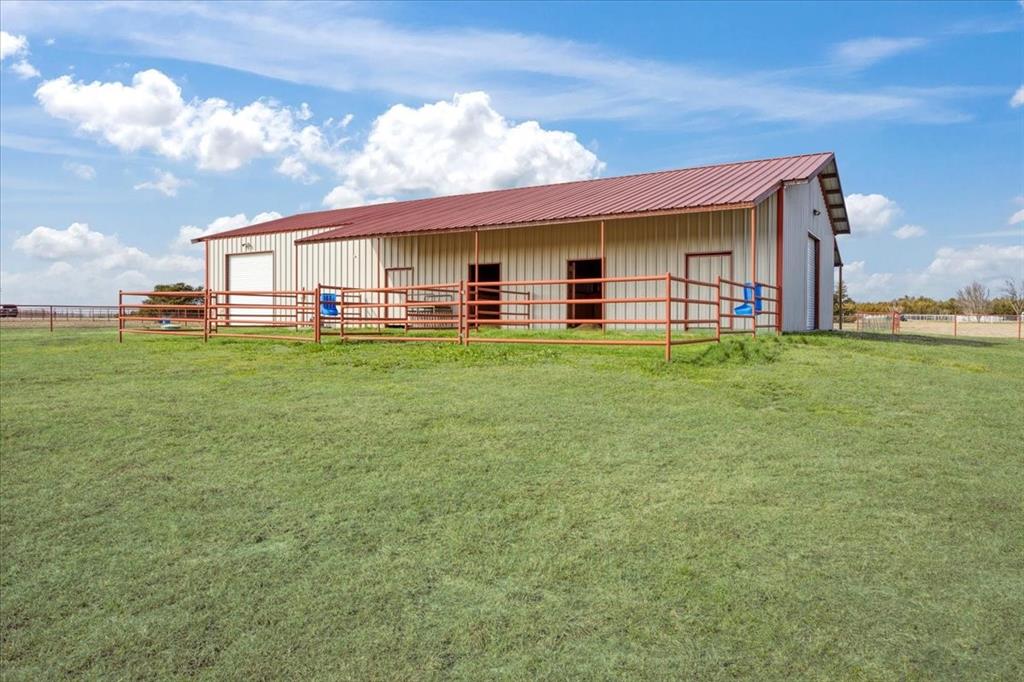 8636 Morgan Road Property Photo 6
