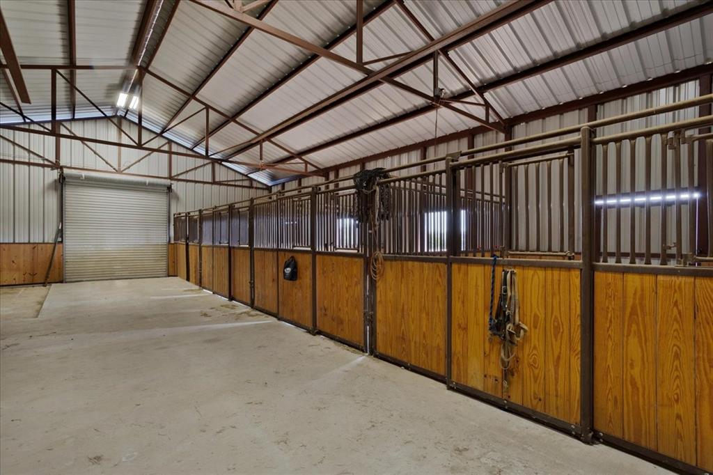8636 Morgan Road Property Photo 7