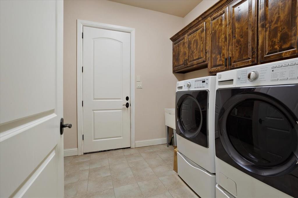 8636 Morgan Road Property Photo 27