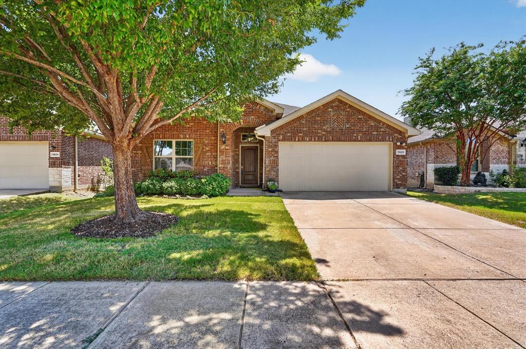 11820 Champion Creek Drive Property Photo 1