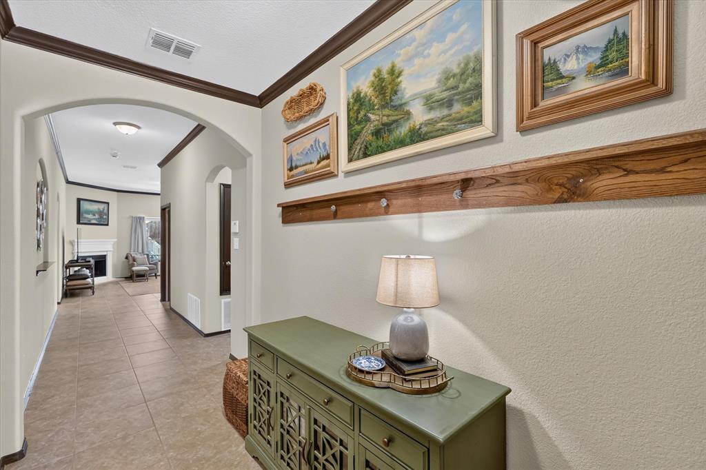 11820 Champion Creek Drive Property Photo 4