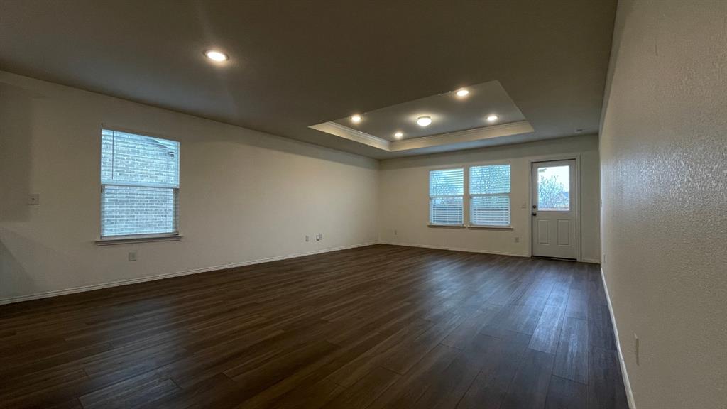 1315 Binfield Drive Property Photo 7