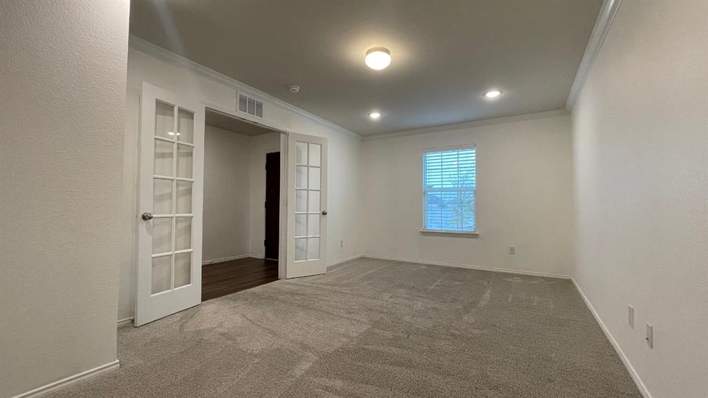 1315 Binfield Drive Property Photo 9