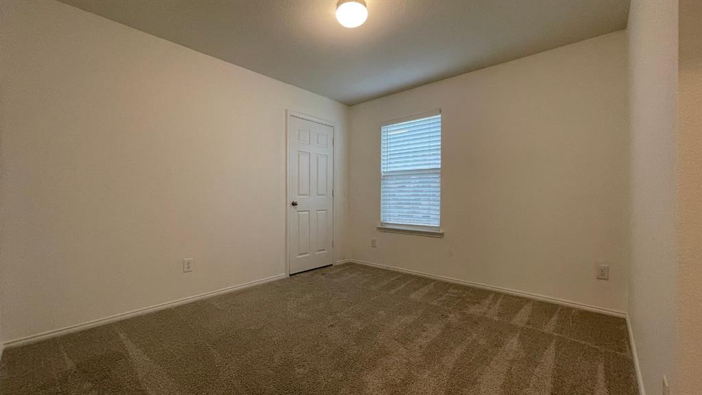 1315 Binfield Drive Property Photo 10