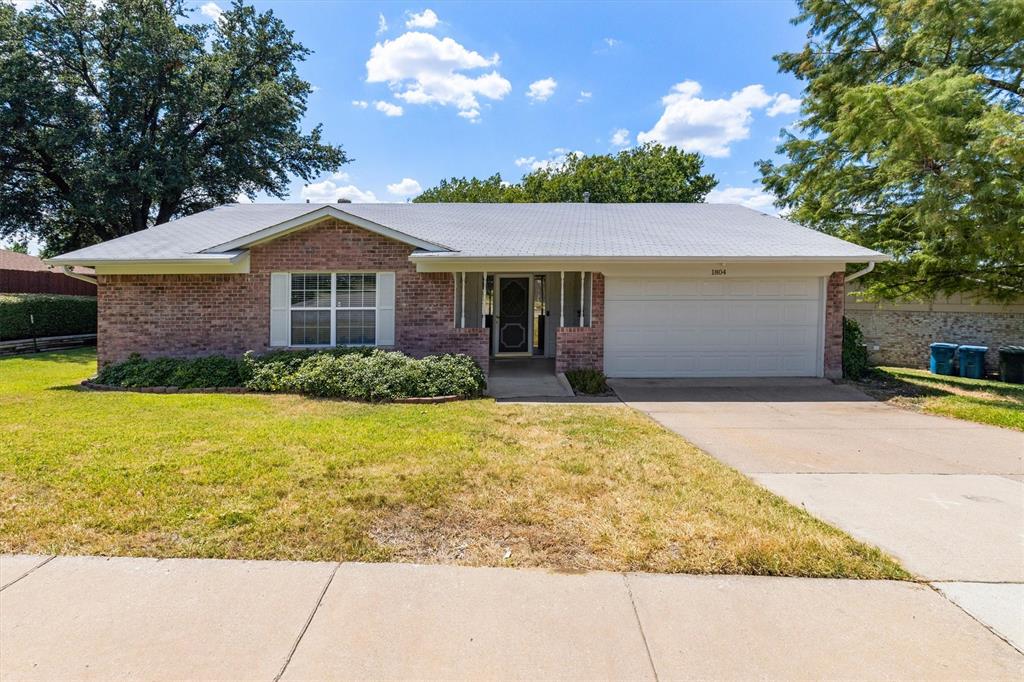1804 Westwood Circle Property Photo 1