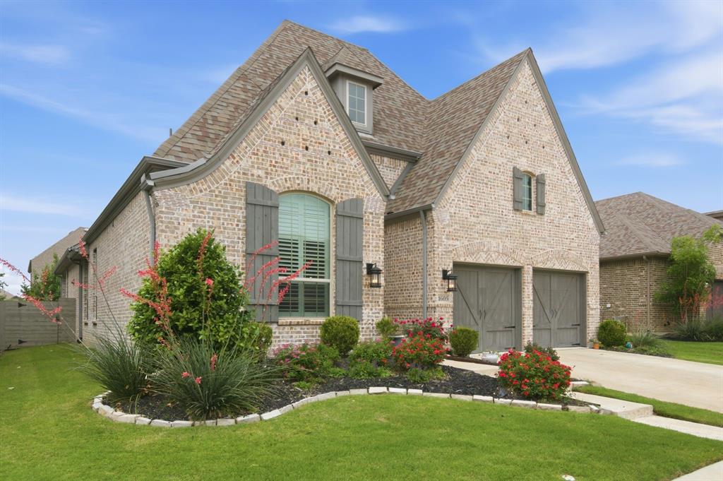 1605 Lavender Lane Property Photo 2