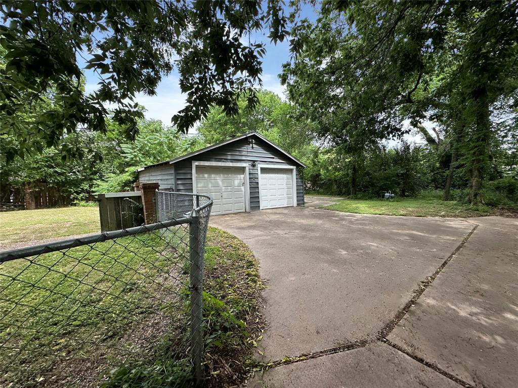 506 Craig Street Property Photo 6