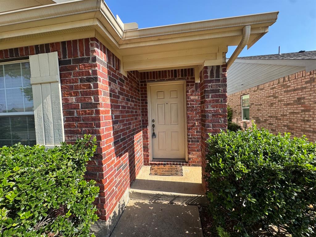 8831 Holliday Lane Property Photo 2