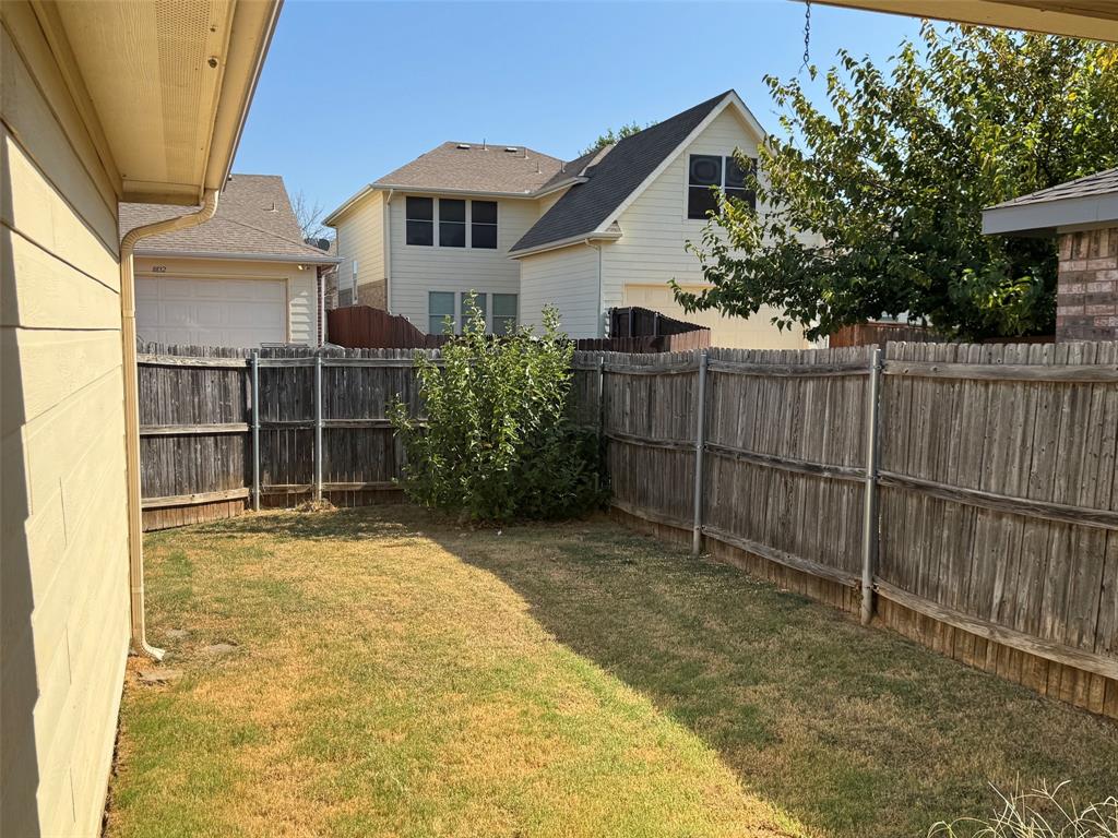 8831 Holliday Lane Property Photo 10
