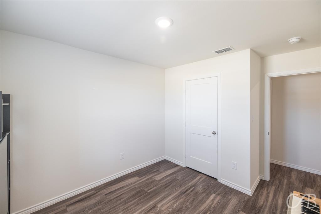 7910 Vineyard Drive Property Photo 14
