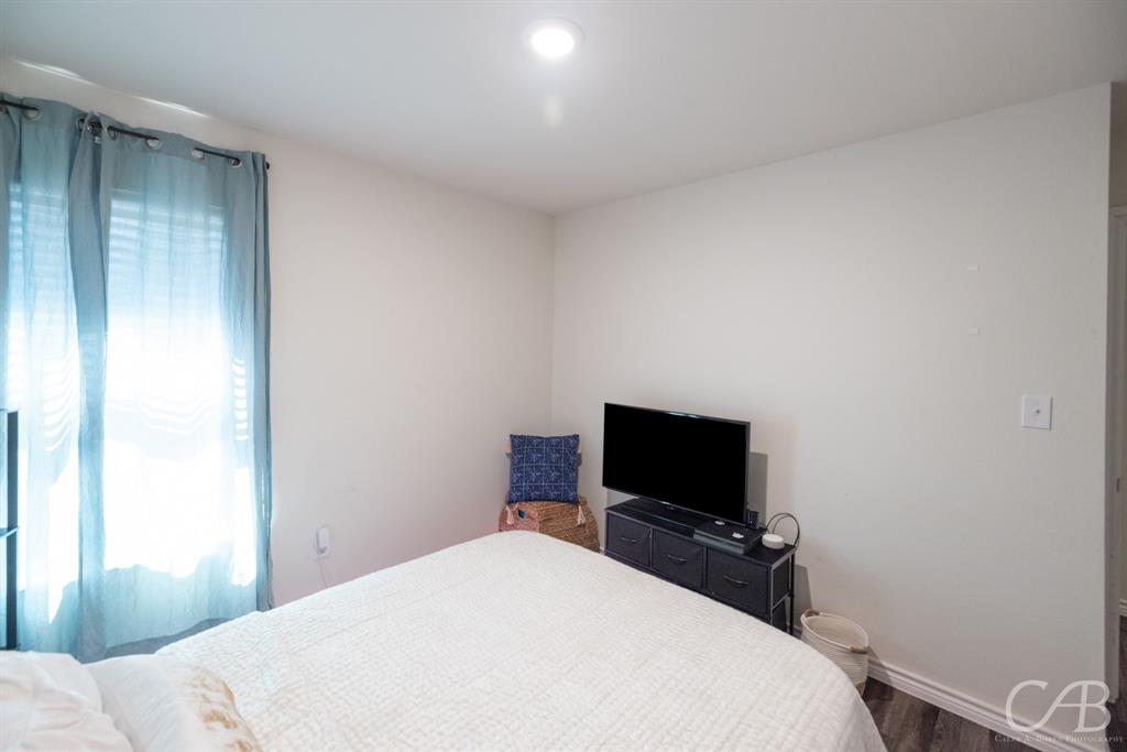 7910 Vineyard Drive Property Photo 16