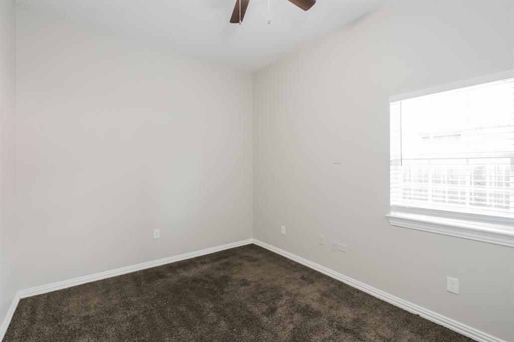 1633 Mockingbird Lane Property Photo 10