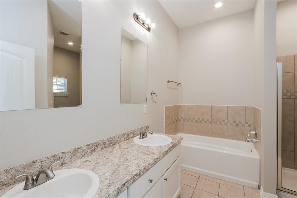 1633 Mockingbird Lane Property Photo 11