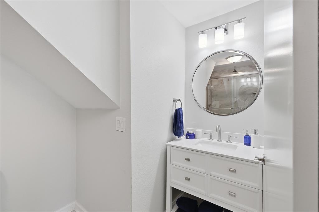 4551 N O Connor Road 1267 Property Photo 11