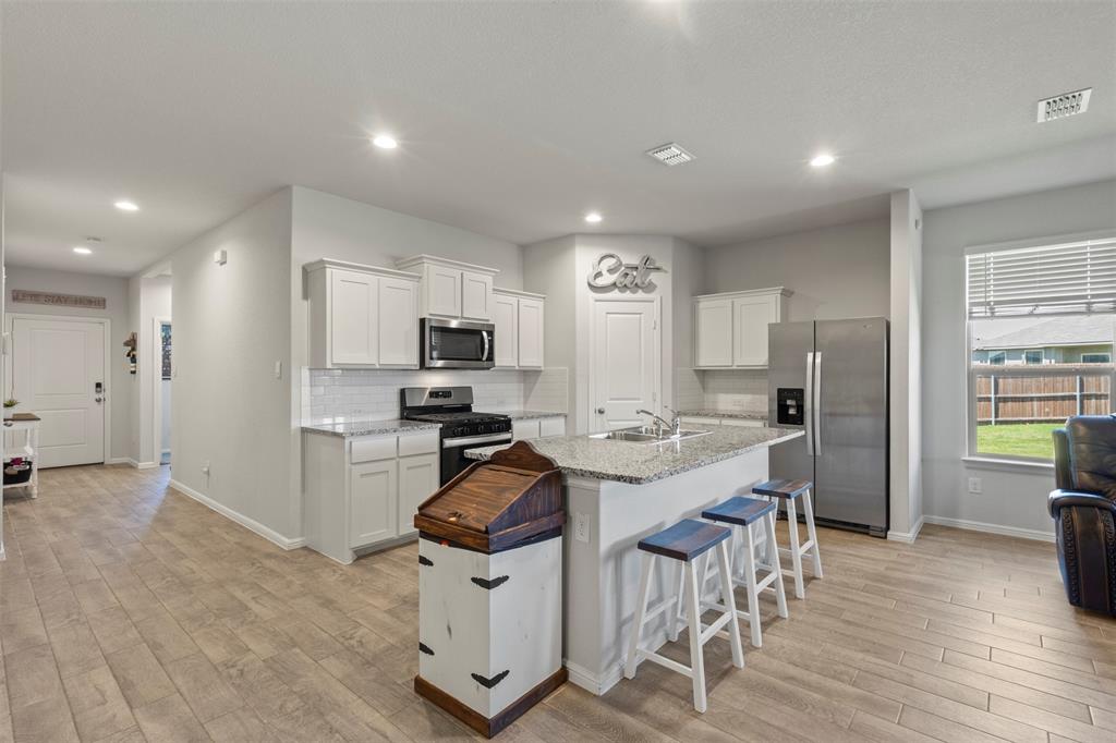 5405 N Wind Lane Property Photo 3