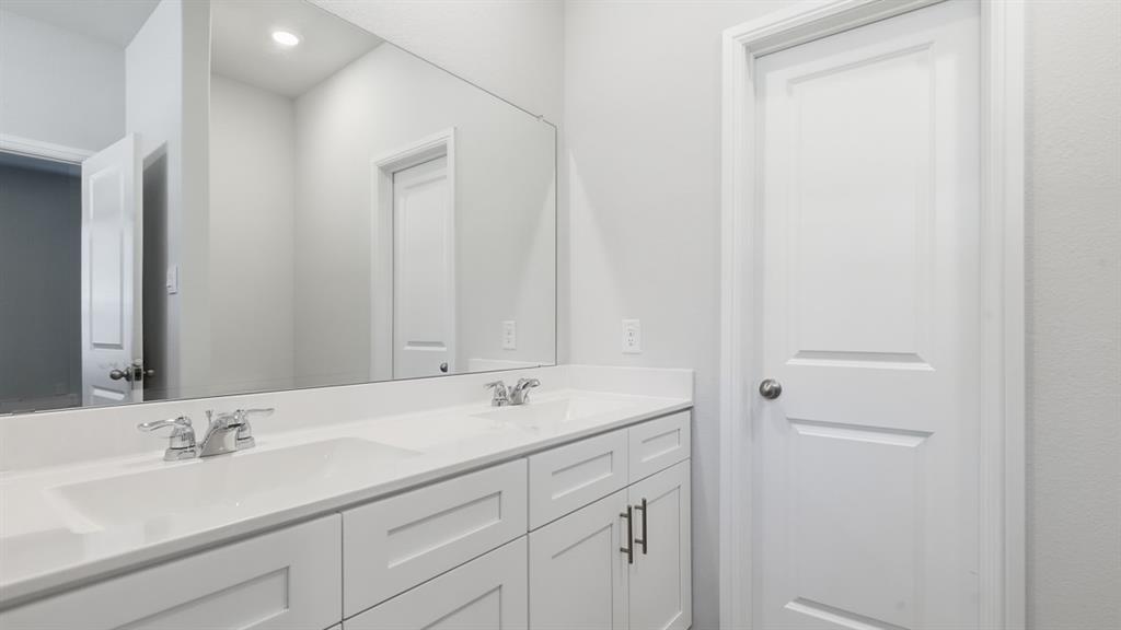 908 Parkview Drive Property Photo 11