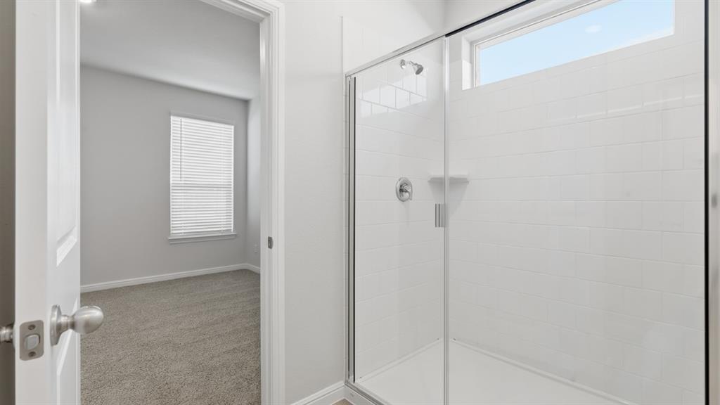 908 Parkview Drive Property Photo 12