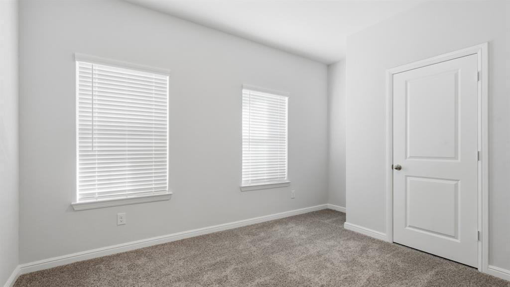 908 Parkview Drive Property Photo 14