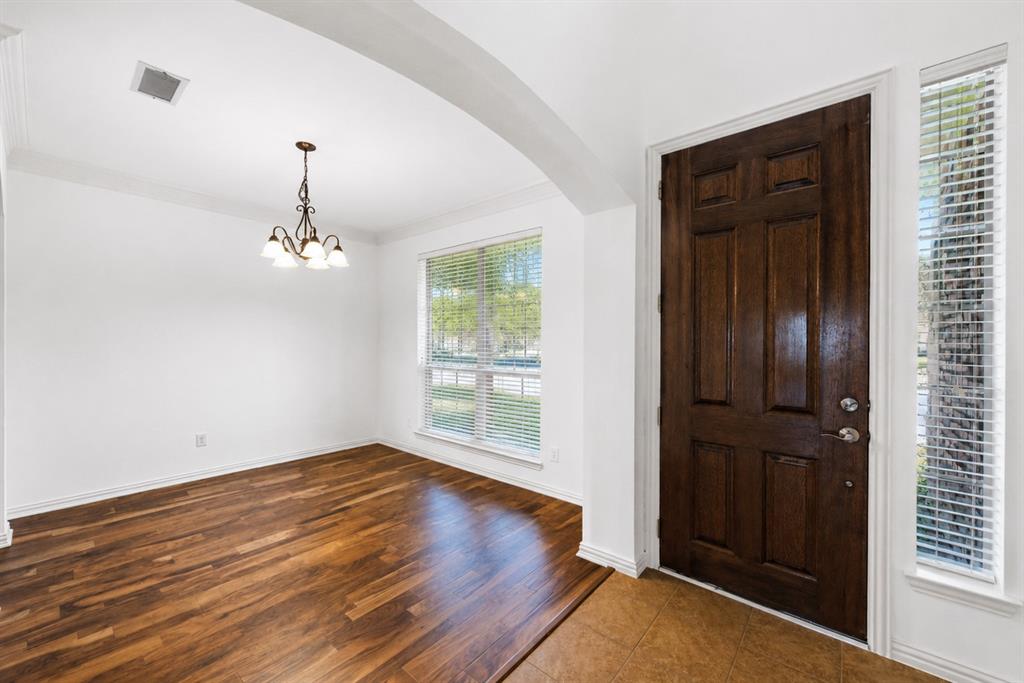 1915 Kirby Lane Property Photo 10