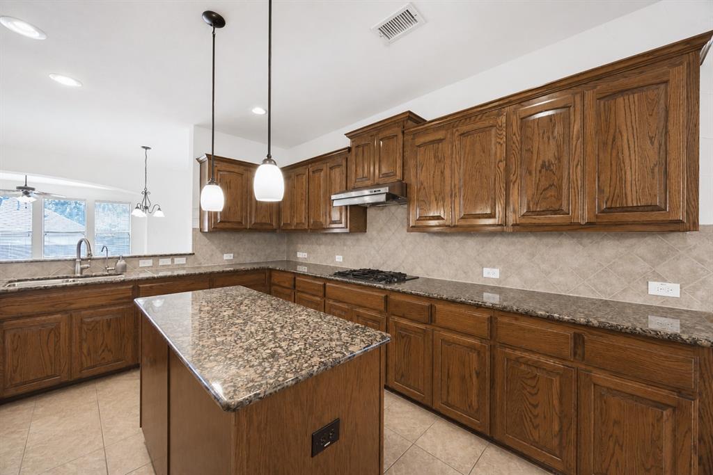 1915 Kirby Lane Property Photo 13