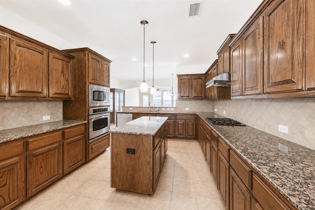 1915 Kirby Lane Property Photo 14