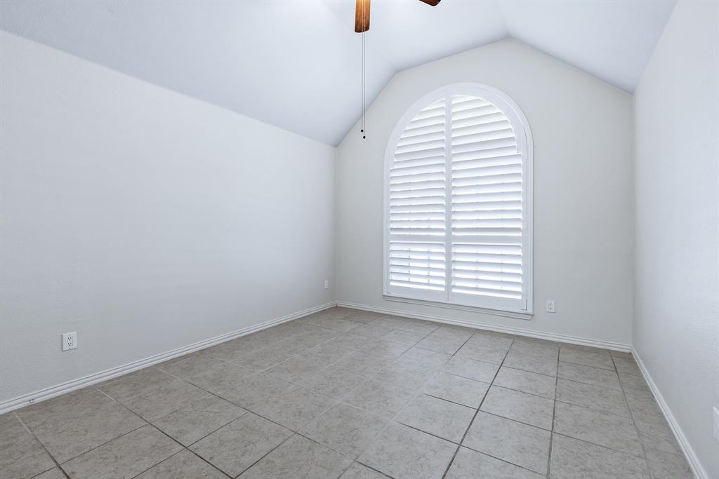 4564 Jousting Lane Property Photo 19