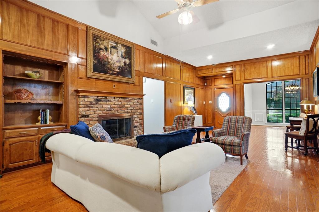 220 Toler Drive Property Photo 8