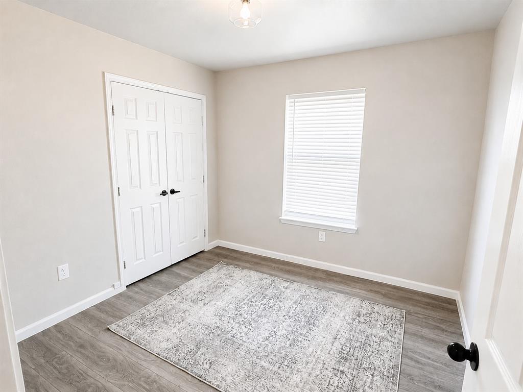 106 Raymond Street Property Photo 14