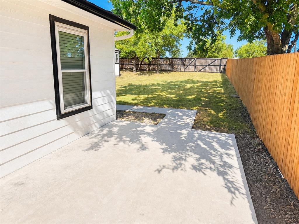 106 Raymond Street Property Photo 20