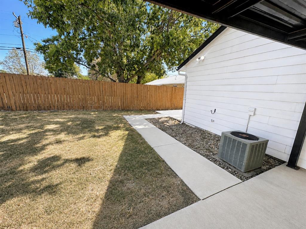 106 Raymond Street Property Photo 21