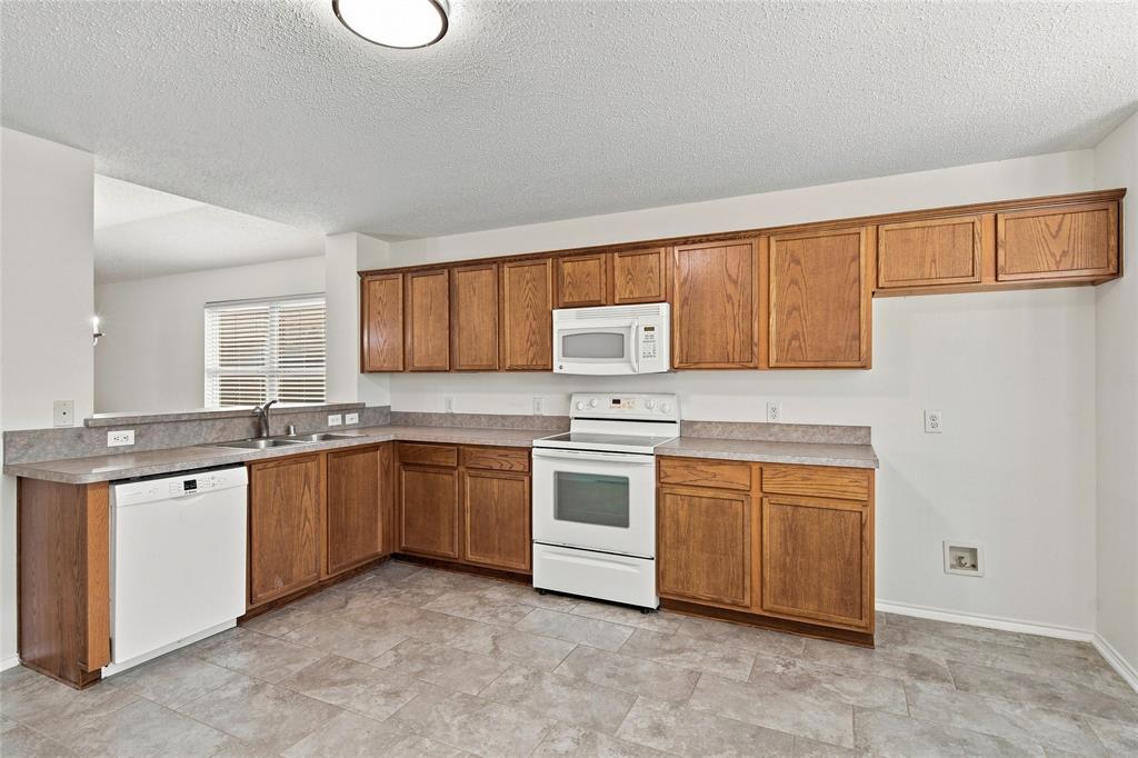 9900 Carter Drive Property Photo 13