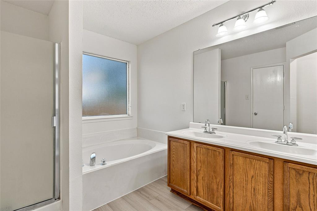 9900 Carter Drive Property Photo 20