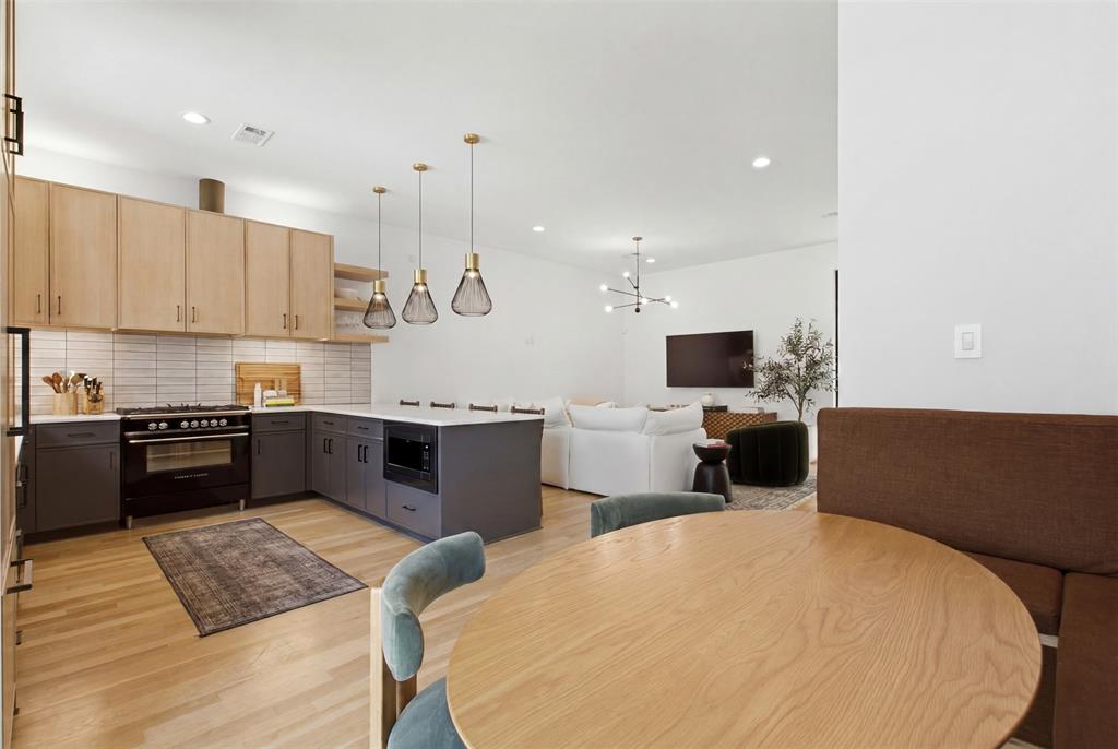3541 Kalterra Property Photo 12