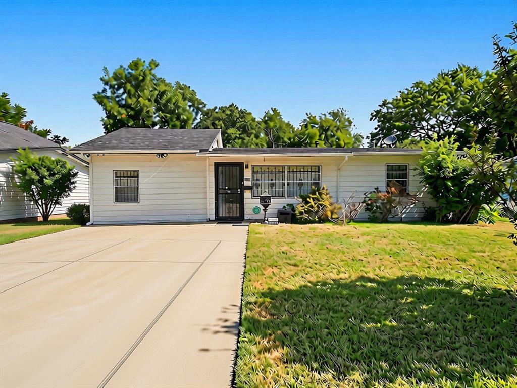 4105 Fairlane Avenue Property Photo 1