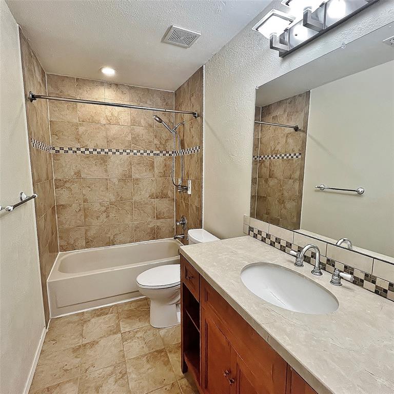 4808 Waxwing Drive Property Photo 8
