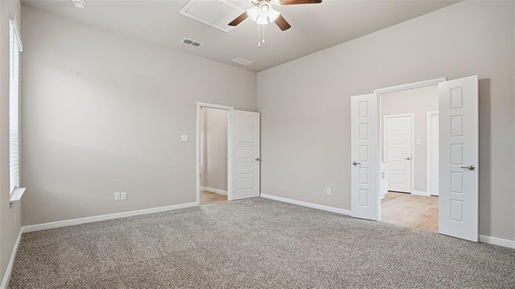 4915 Simmental Drive Property Photo 9