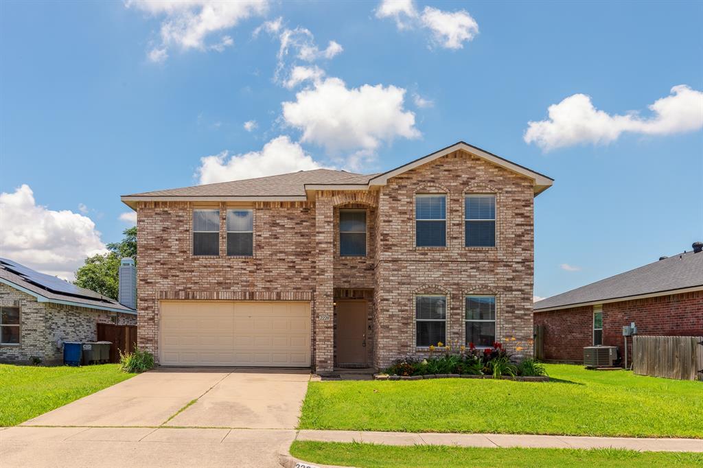 2228 Bradford Pear Drive Property Photo 1