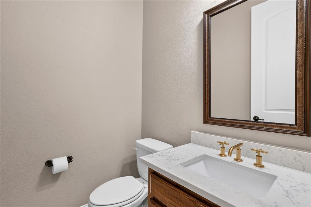 425 Waters Edge Way Property Photo 18