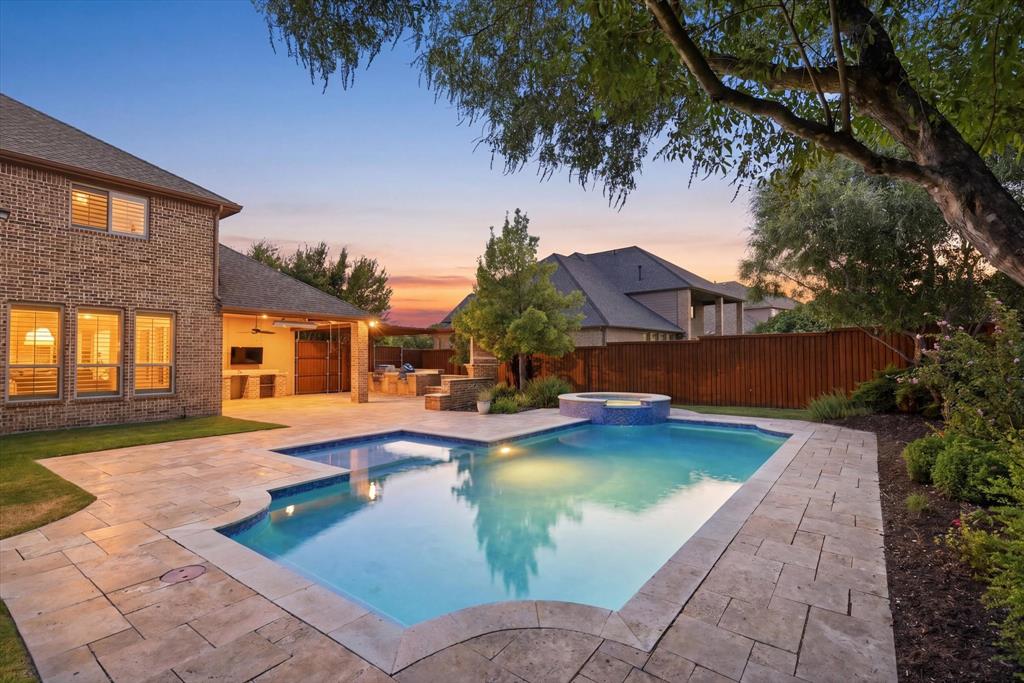 425 Waters Edge Way Property Photo 30