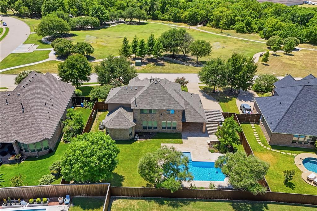 425 Waters Edge Way Property Photo 38