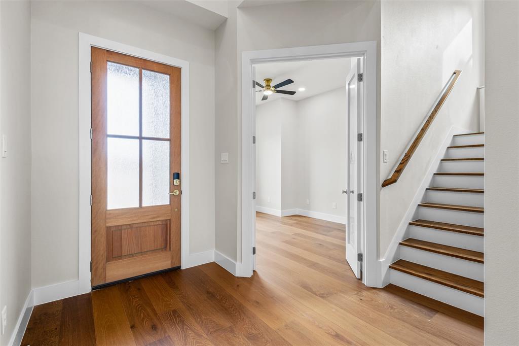 7133 Stone Villa Circle Property Photo 3